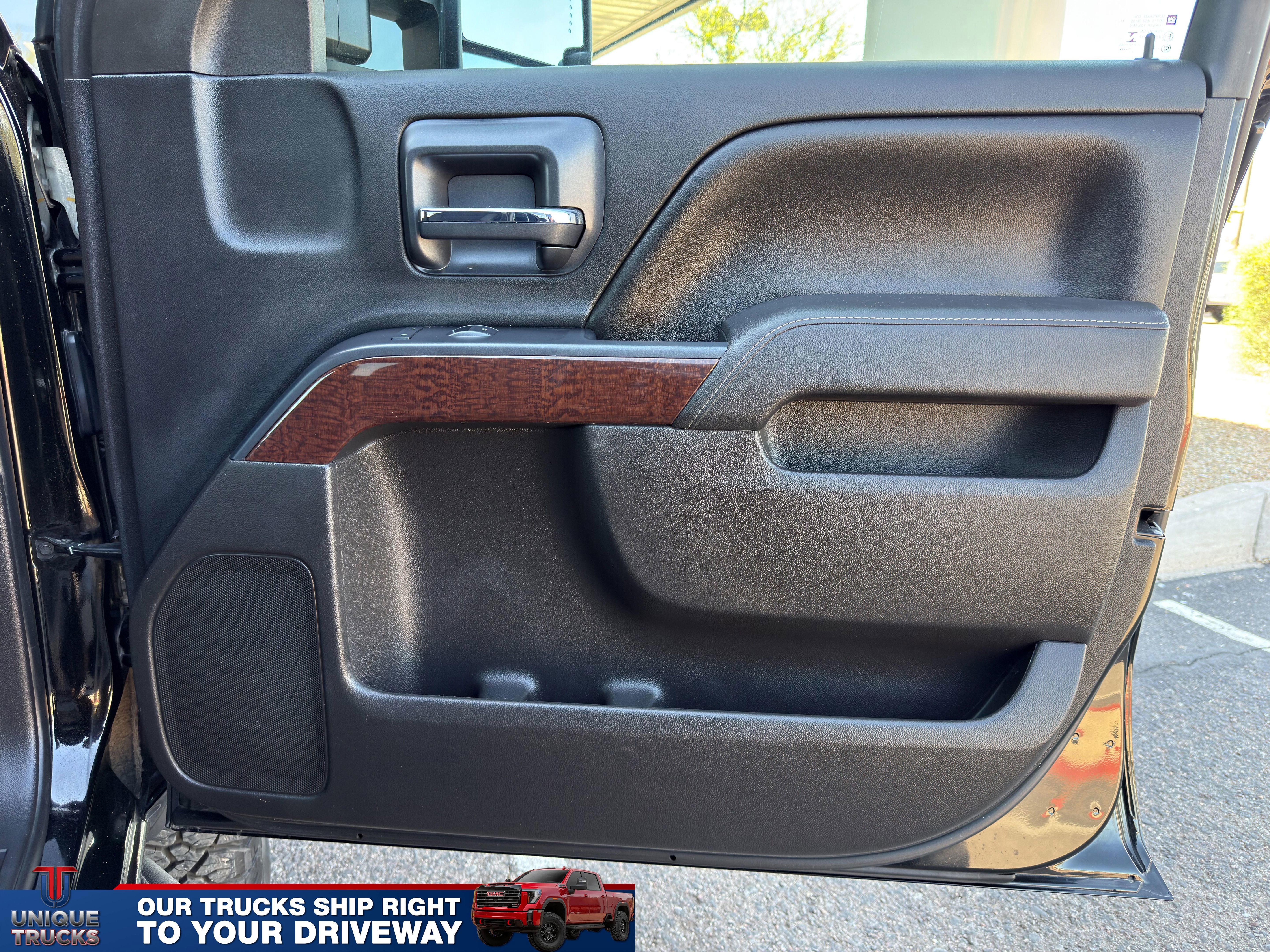 Used 2015 GMC Sierra 2500 SLE w/ SLE Preferred Package image 29