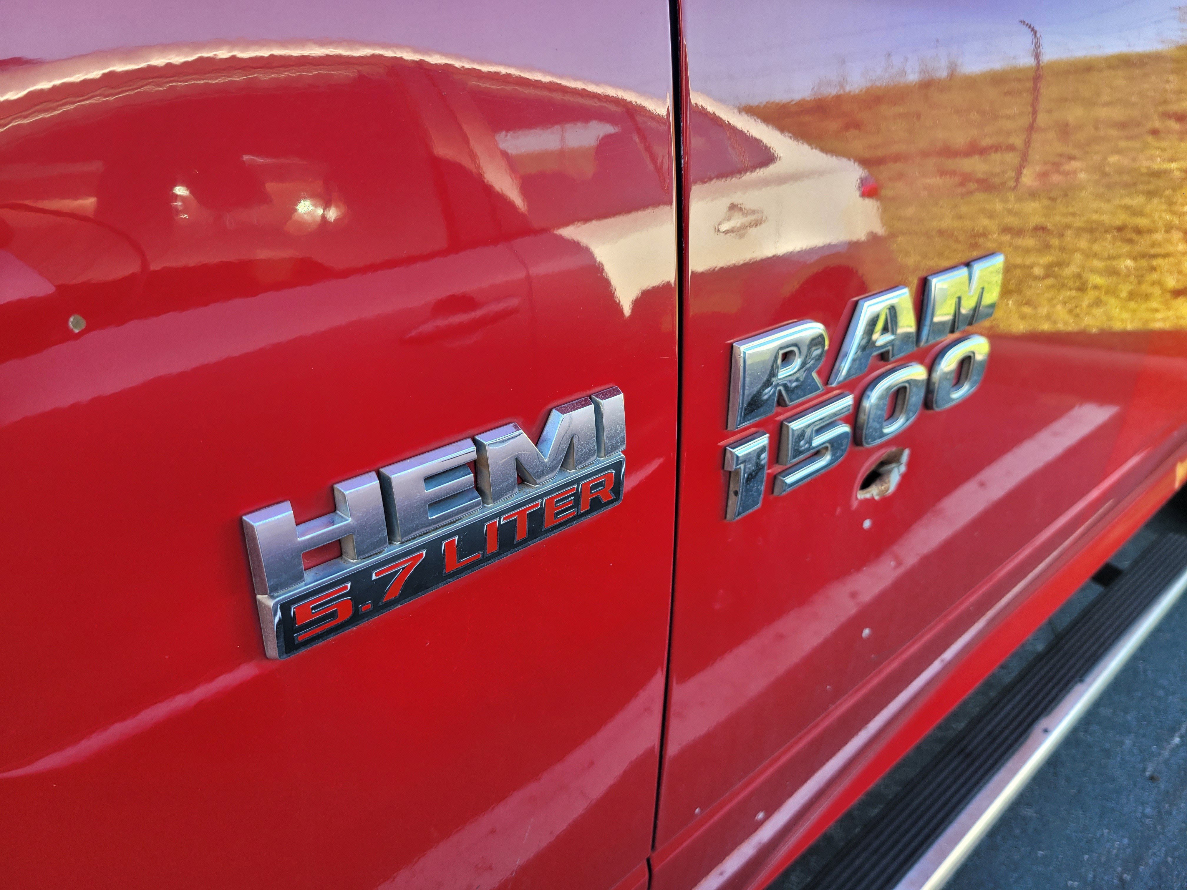 Used 2013 RAM 1500 Express RWD image 9