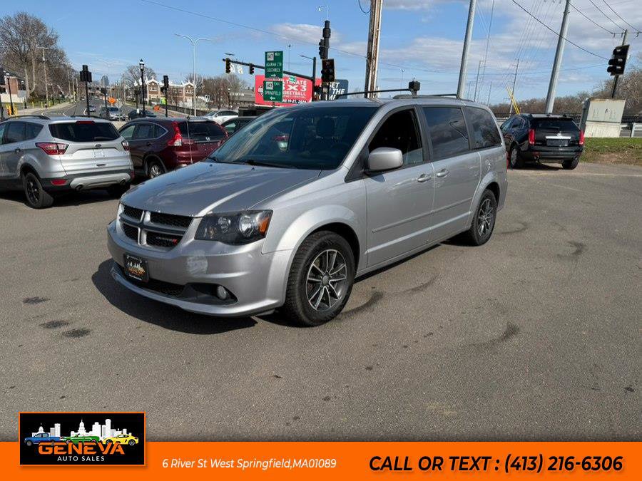 Used 2016 Dodge Grand Caravan R/T image 1