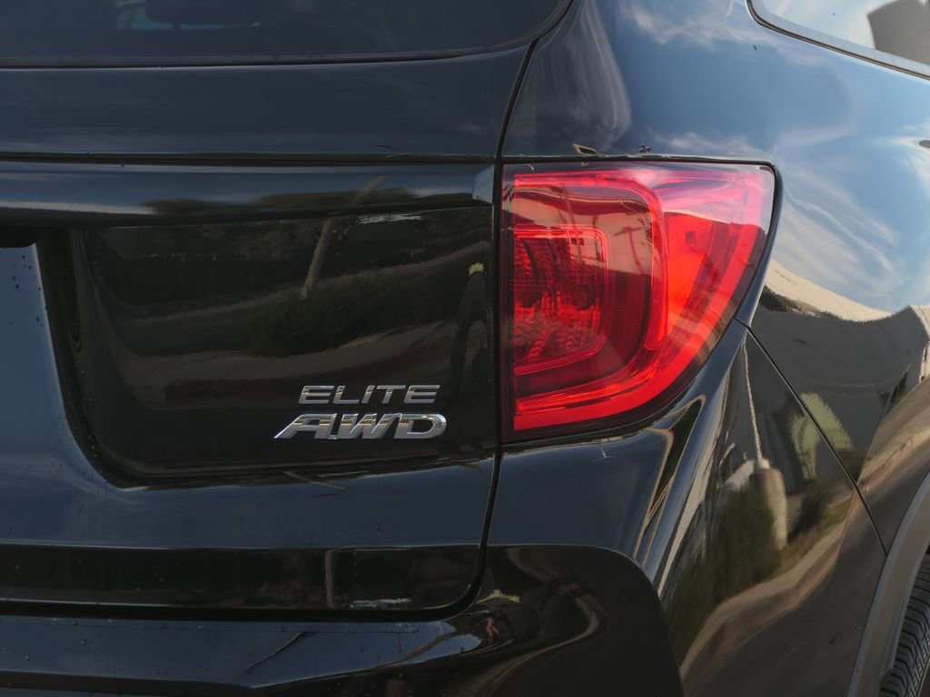 Used 2023 Honda Passport Elite image 3