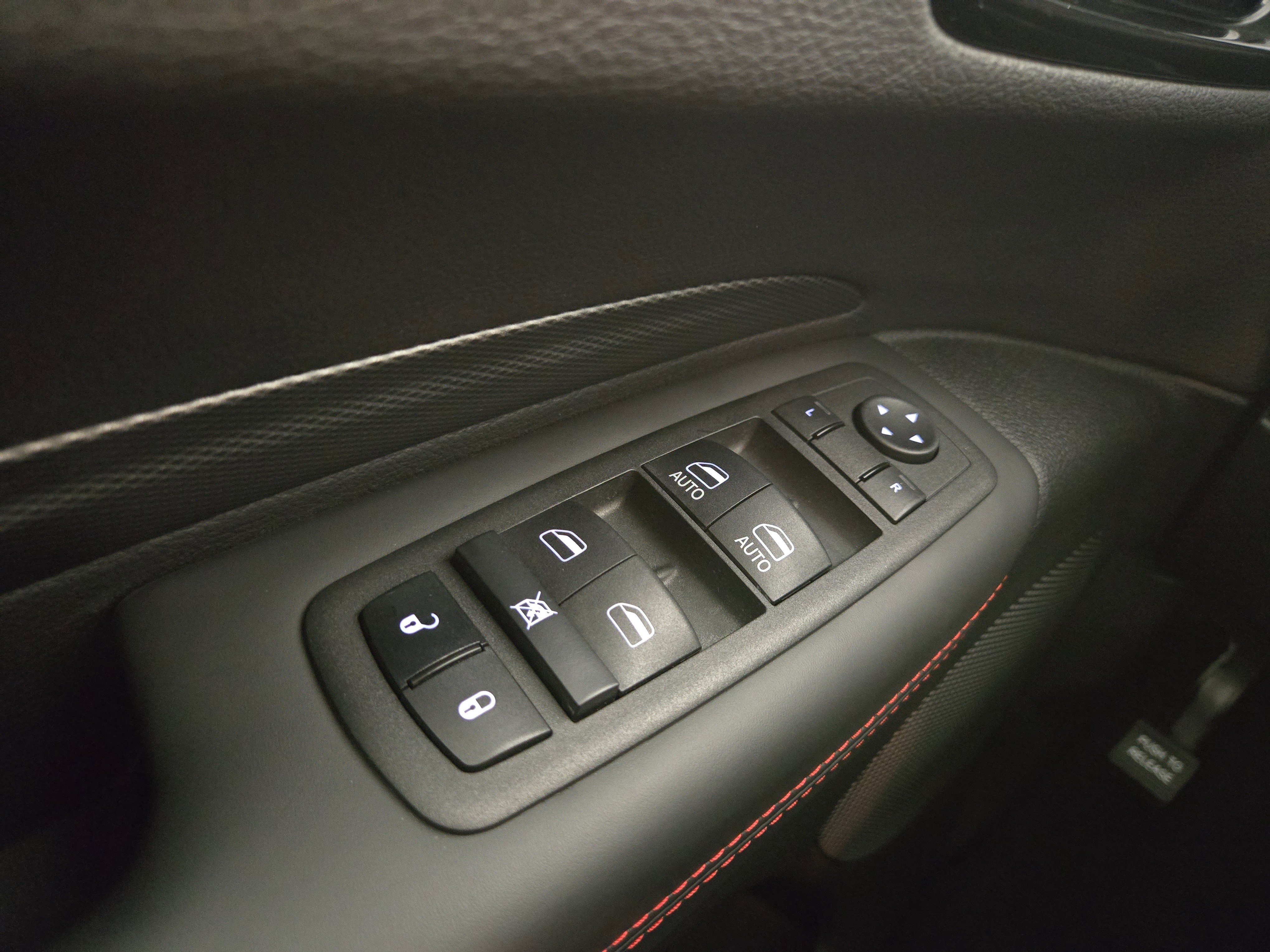 Used 2023 Dodge Durango GT image 33