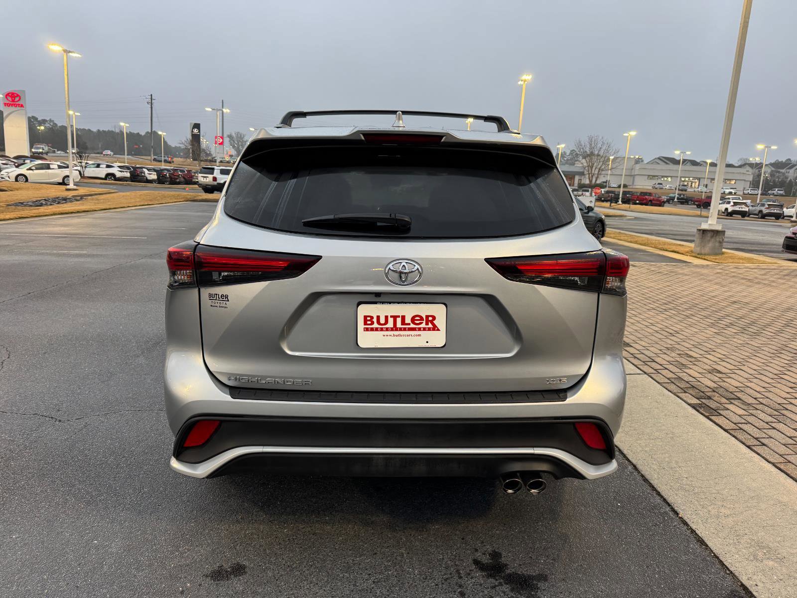 Certified 2024 Toyota Highlander XSE image 4