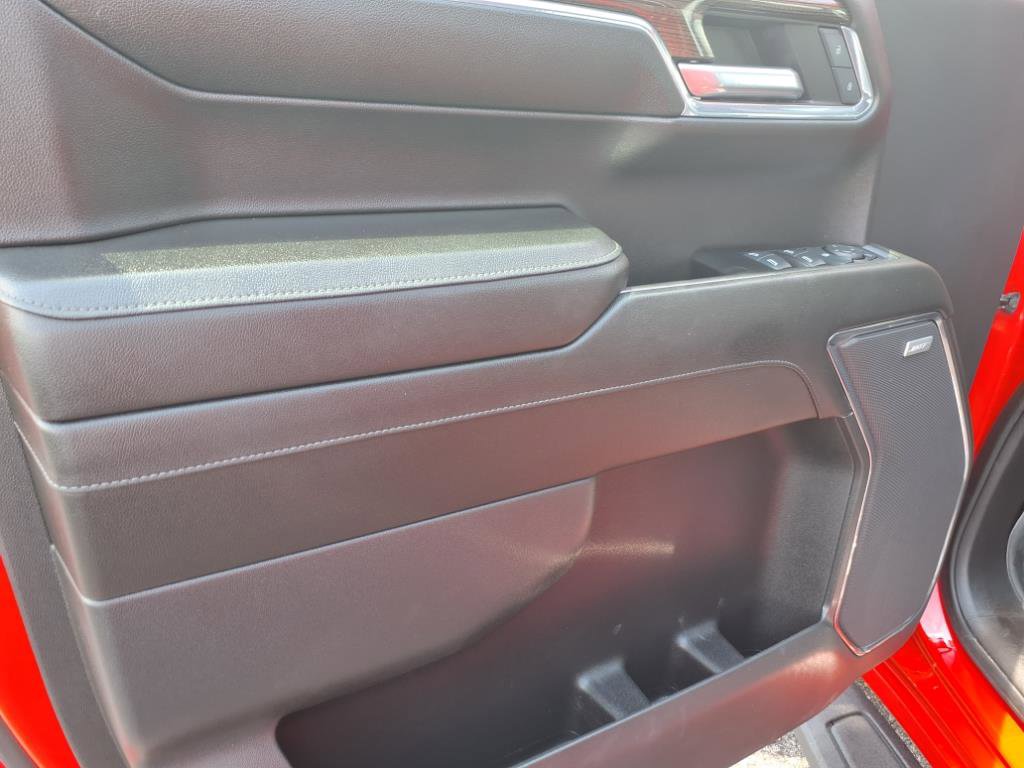 Used 2024 Chevrolet Silverado 1500 LT Trail Boss w/ Convenience Package II image 11