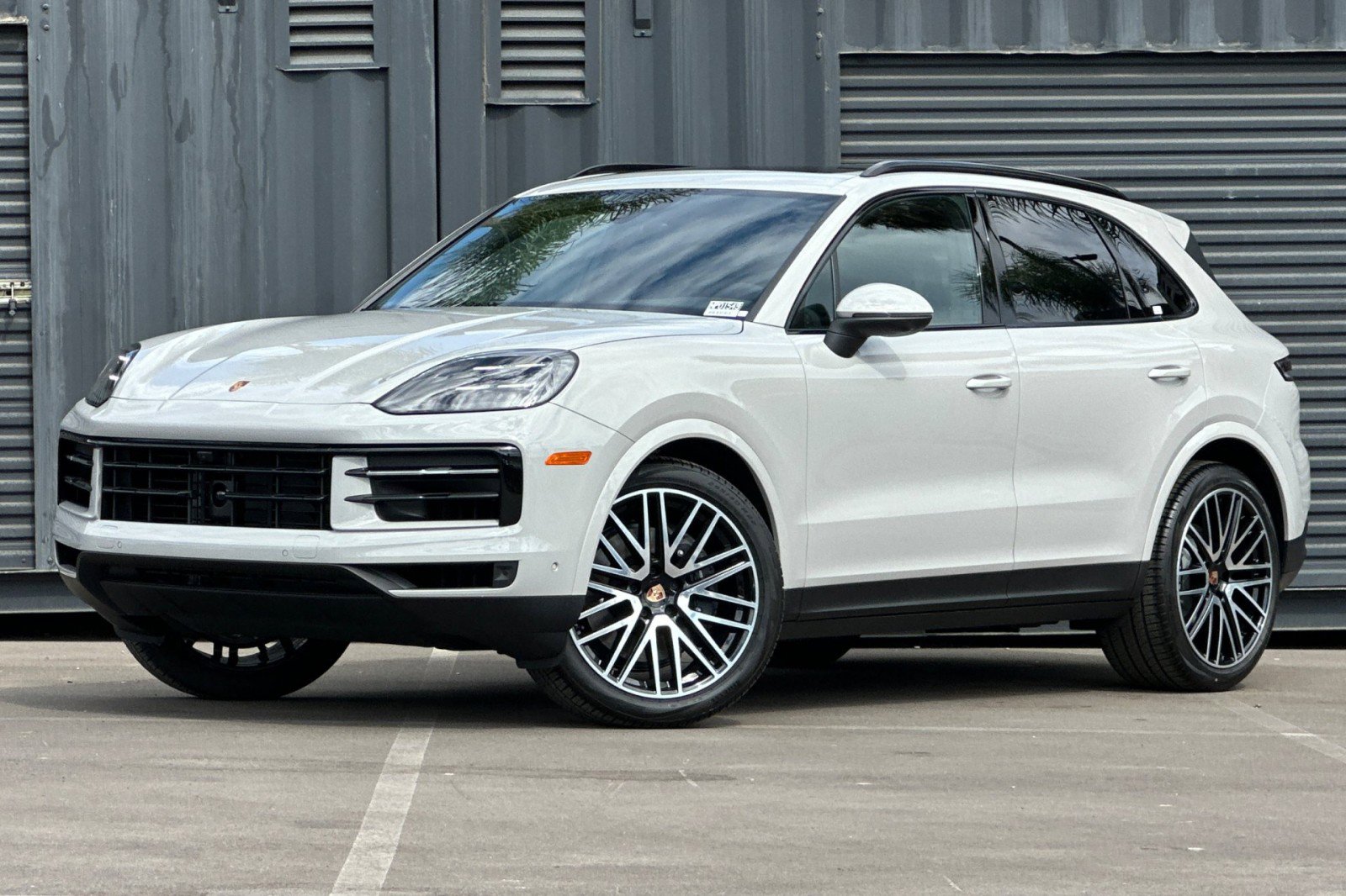 New 2026 Porsche Cayenne image 1