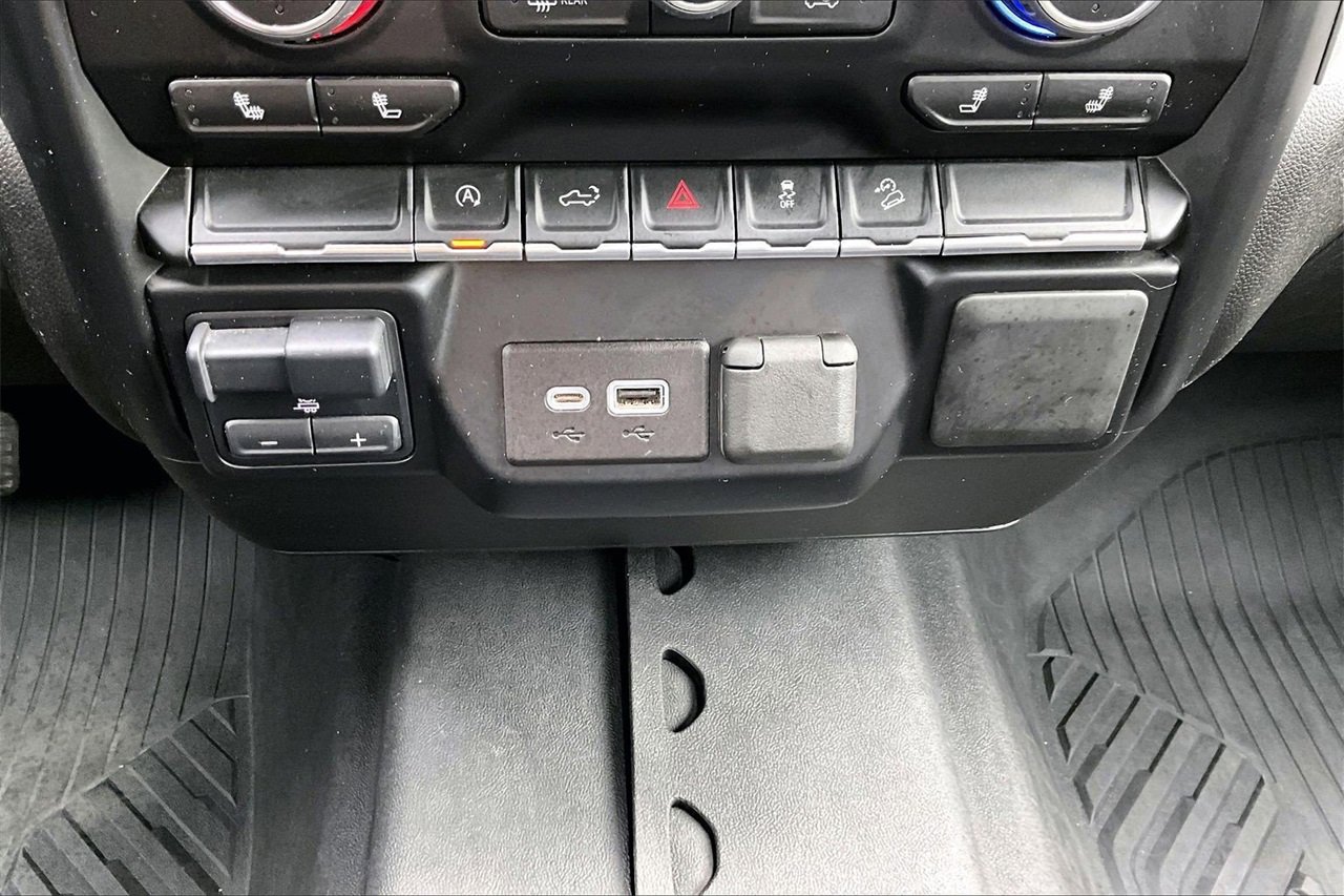 Used 2021 Chevrolet Silverado 1500 RST image 15