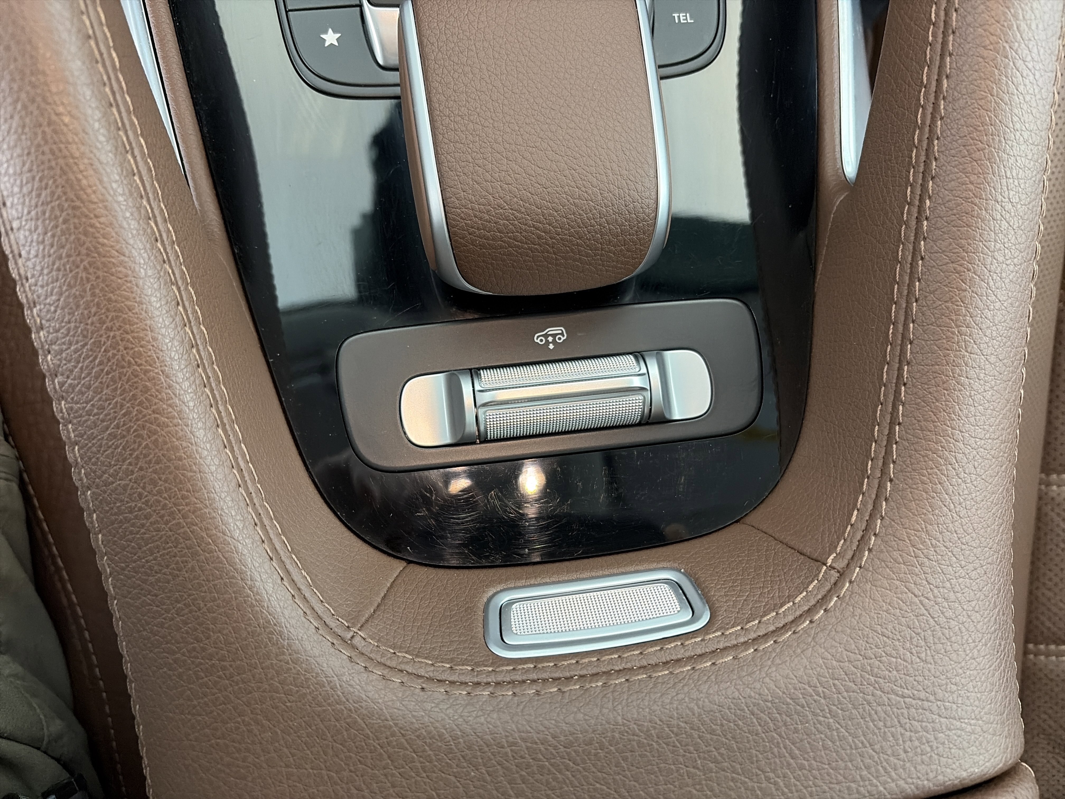 Certified 2024 Mercedes-Benz GLS 450 4MATIC image 36