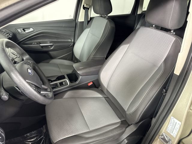 Used 2017 Ford Escape SE image 18