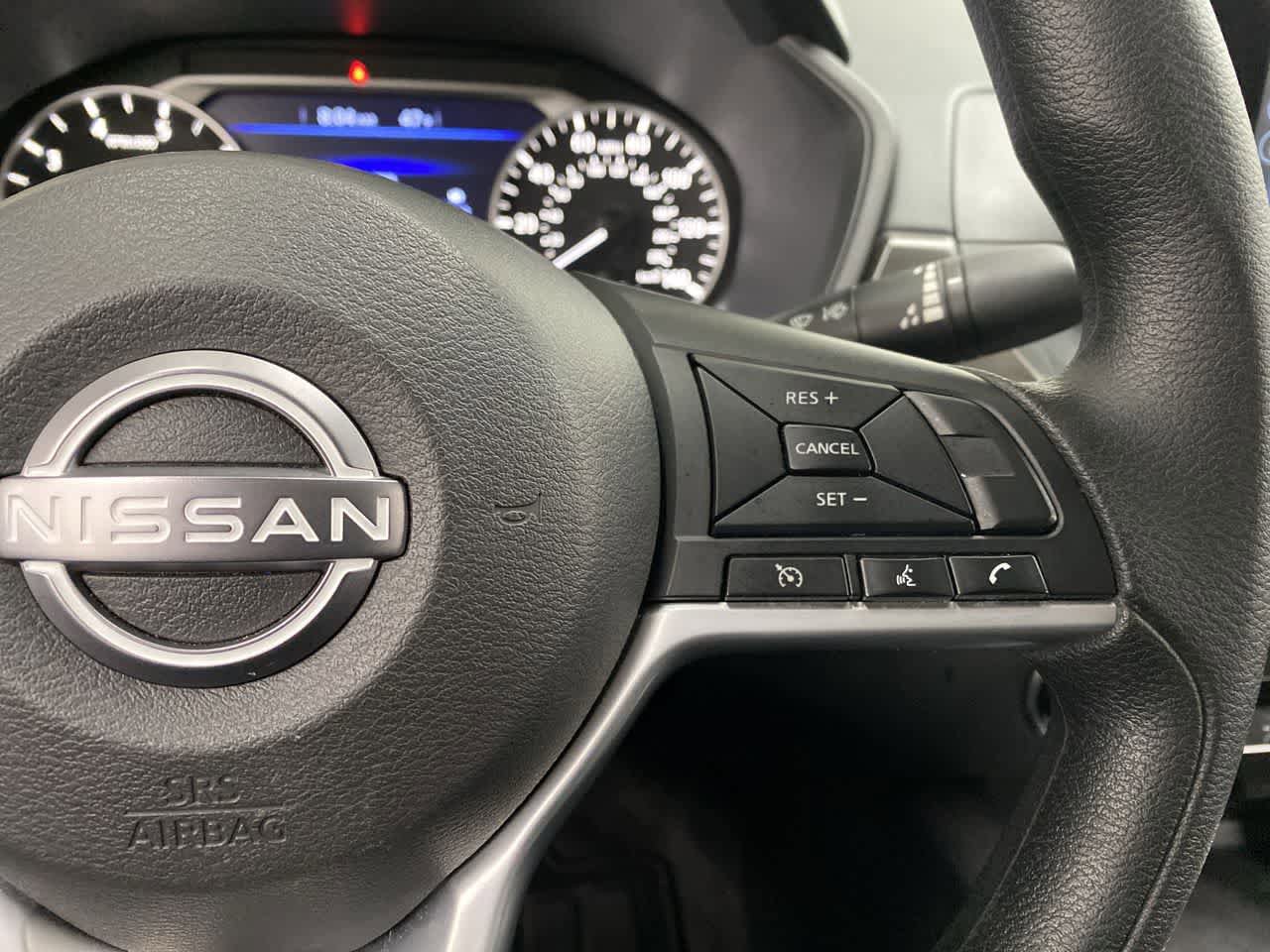 Used 2025 Nissan Altima 2.5 SV FWD image 21