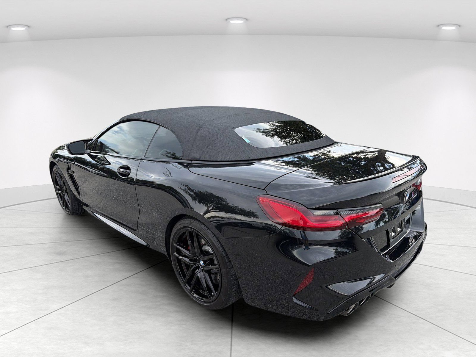 Used 2024 BMW M8 Competition AWD/4WD image 6