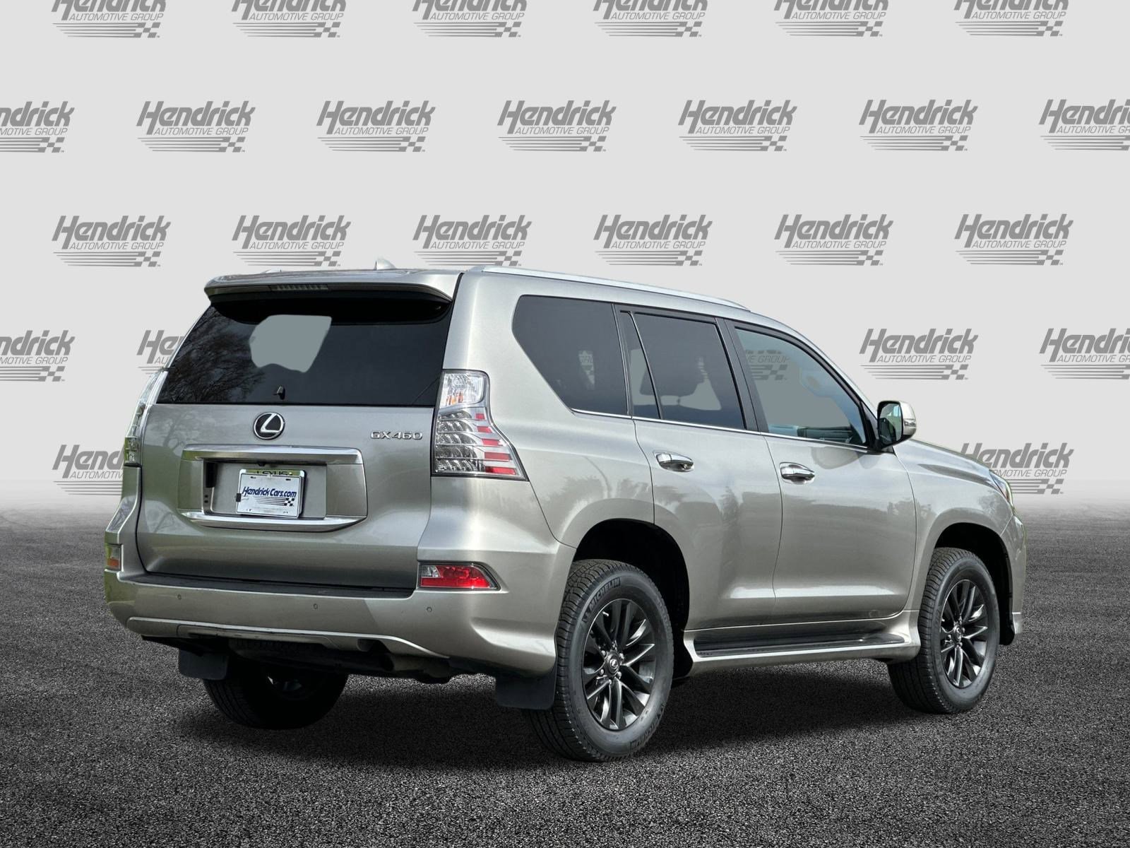 Used 2023 Lexus GX 460 Premium w/ Premium Package image 5