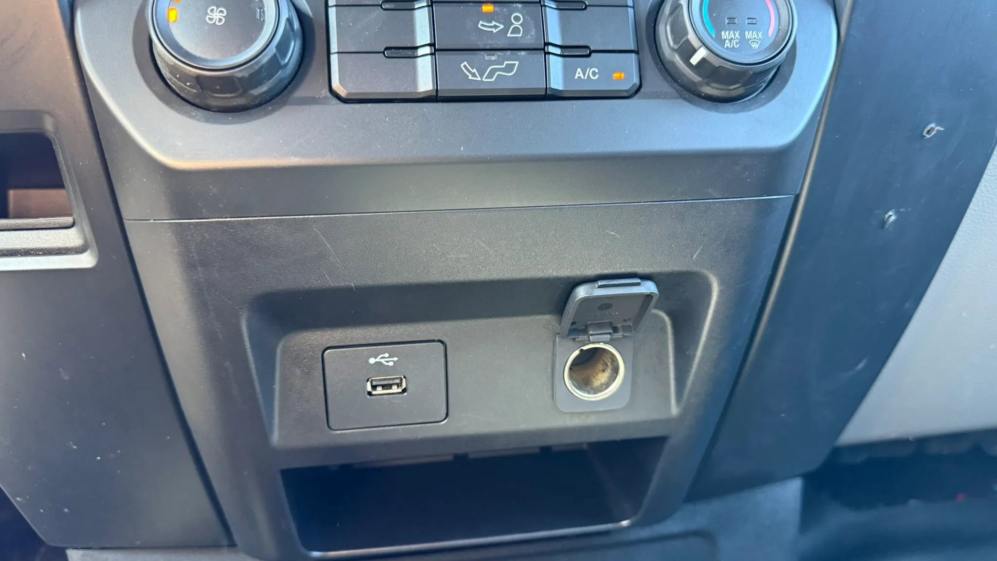 Used 2019 Ford F150 XL w/ Equipment Group 101A Mid AWD/4WD image 24