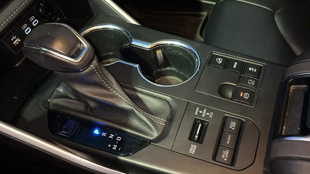 Used 2023 Toyota Highlander XLE w/ Protection Package #3 (TMS) image 21