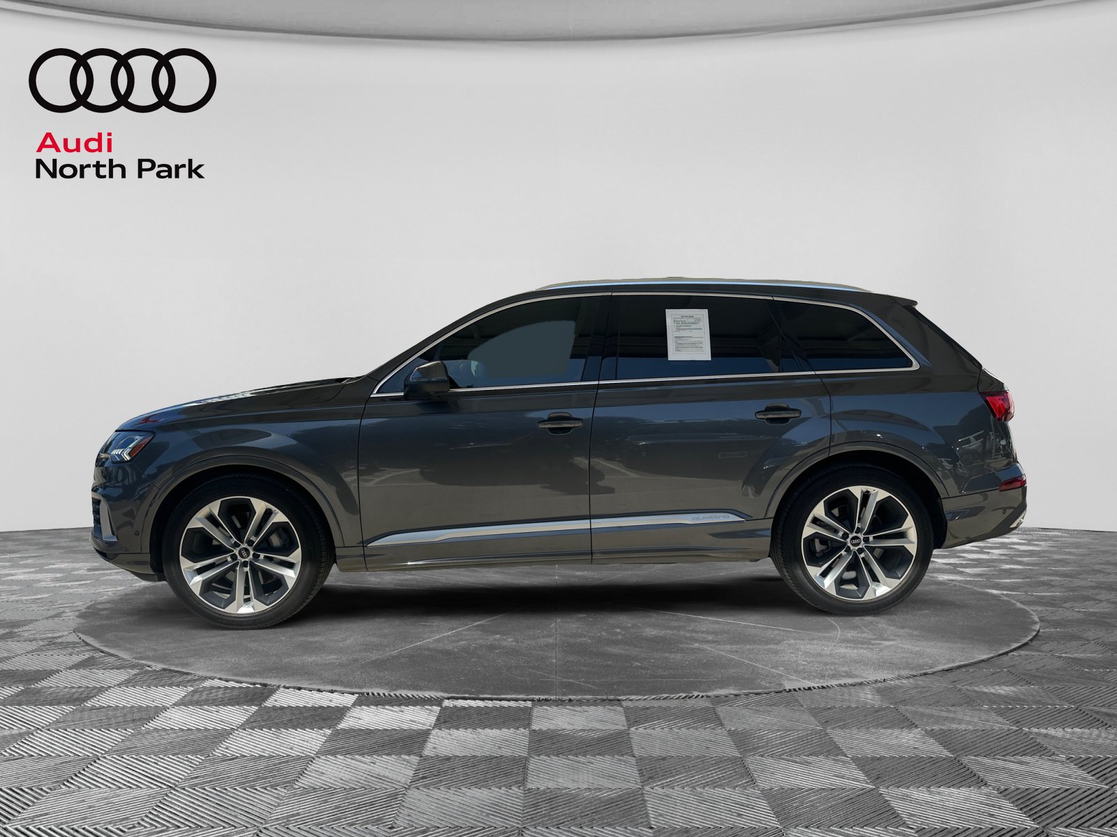 Used 2021 Audi Q7 3.0T Premium Plus AWD/4WD image 2