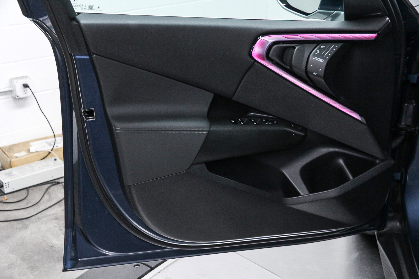 Used 2025 BMW X3 xDrive30i w/ Premium Package image 22