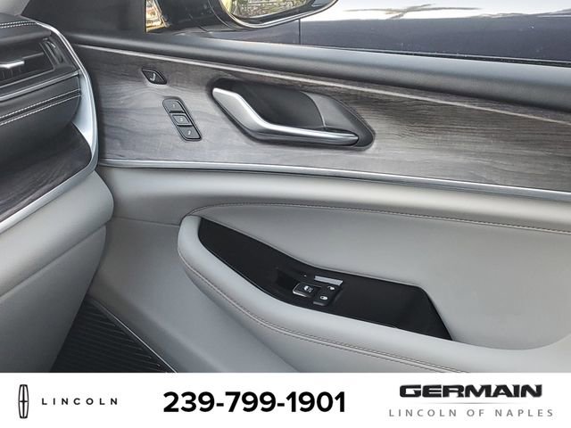 Used 2021 Jeep Grand Cherokee L Overland w/ Luxury Tech Group IV image 28