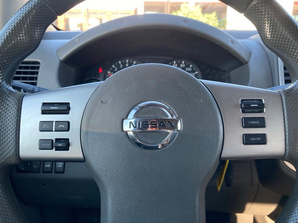 Used 2018 Nissan Frontier SV AWD/4WD image 15