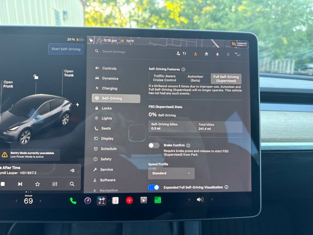 Used 2021 Tesla Model Y Long Range AWD/4WD image 29