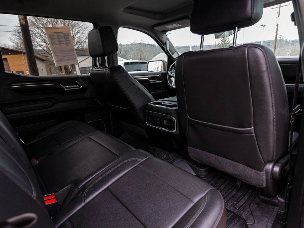 Used 2024 GMC Sierra 1500 Elevation w/ Elevation Premium Package image 32