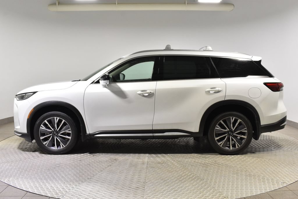 Certified 2026 INFINITI QX60 Luxe w/ Family Package AWD/4WD image 2