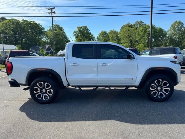 Used 2024 GMC Canyon AT4 w/ AT4 Premium Package AWD/4WD image 10