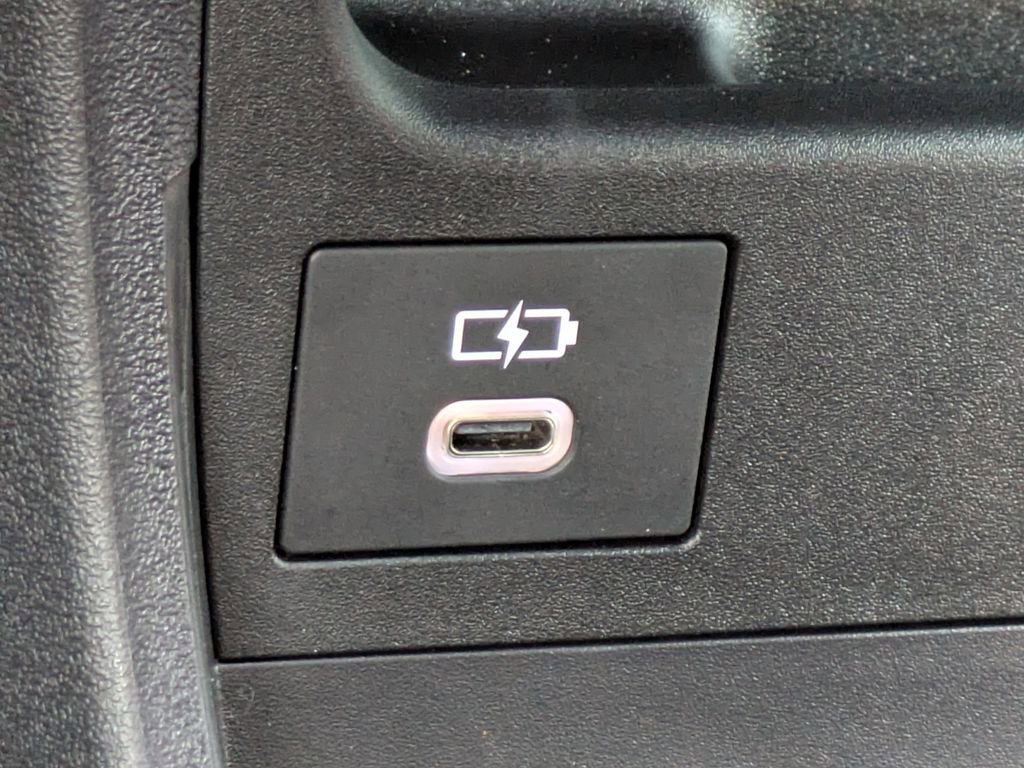 Certified 2023 Subaru Solterra Limited image 24