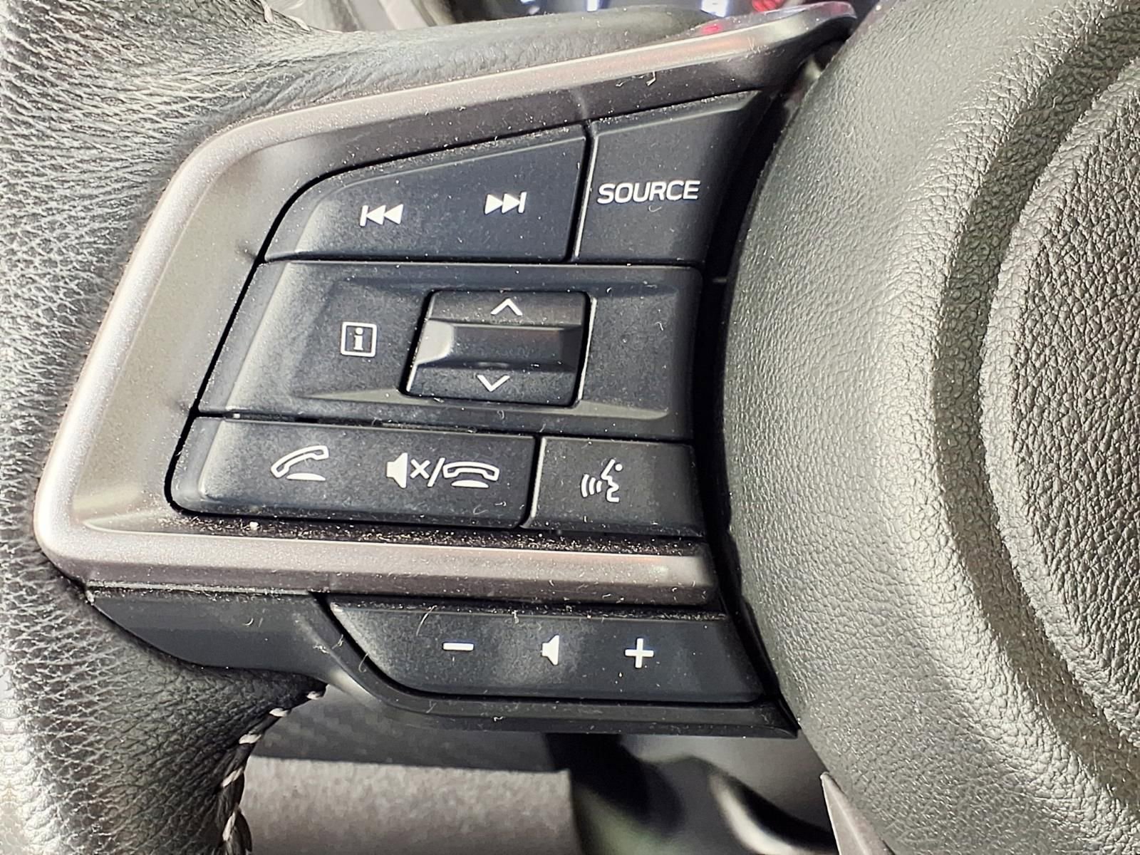 Used 2023 Subaru Ascent Premium w/ Convenience Package AWD/4WD image 16