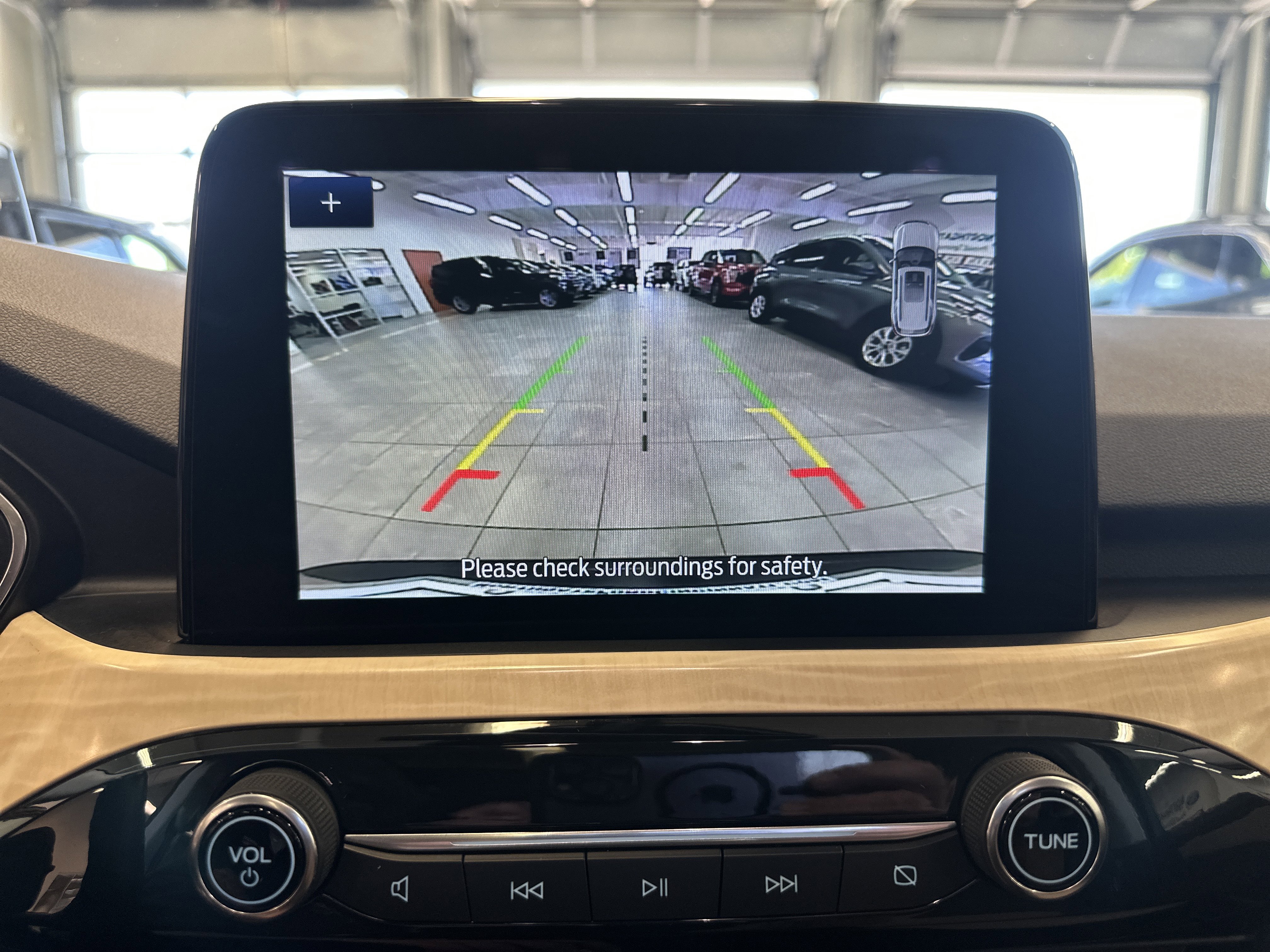 Used 2022 Ford Escape Titanium w/ Titanium Elite Package image 34