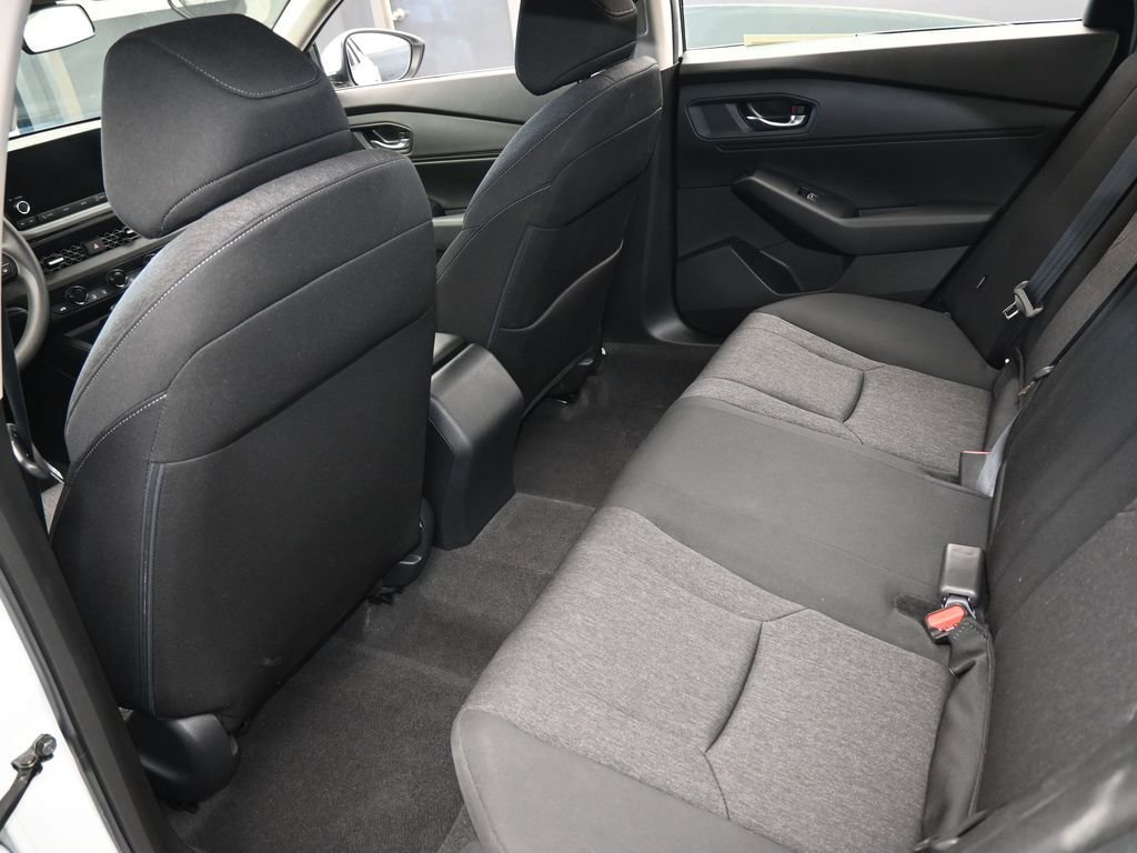 Used 2023 Honda Accord EX image 37