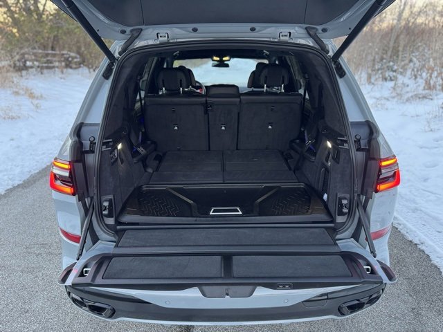 Used 2024 BMW X7 M60i w/ Executive Package image 18