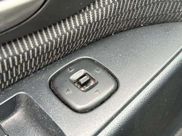 Used 2007 MAZDA MAZDA3 i Touring image 26