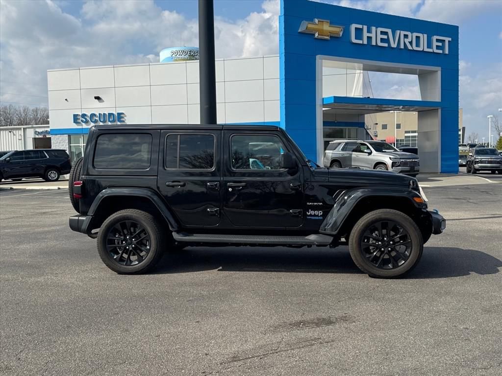 Used 2022 Jeep Wrangler Unlimited Sahara w/ Cold Weather Group image 2