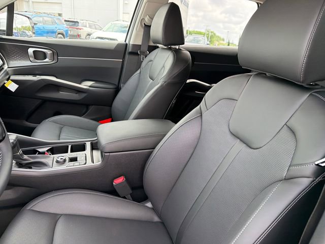 New 2026 Kia Sorento EX FWD image 17