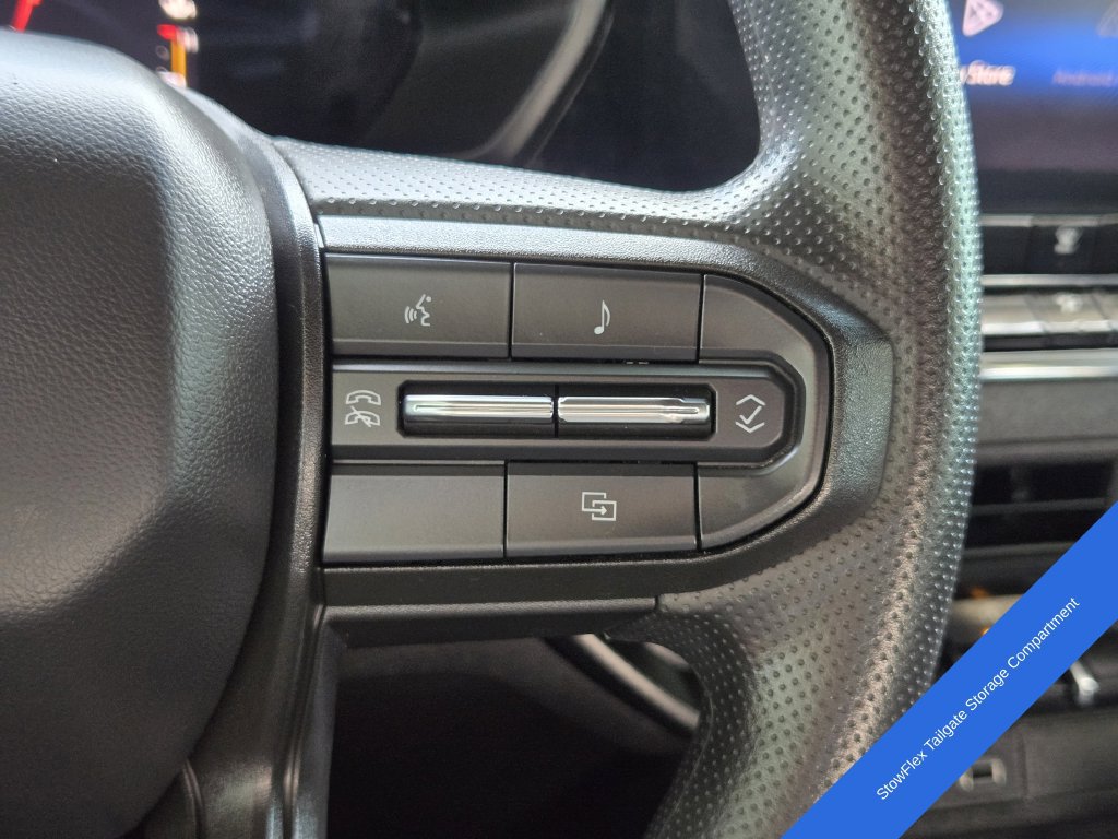 Used 2023 Chevrolet Colorado Trail Boss w/ Technology Package AWD/4WD image 31