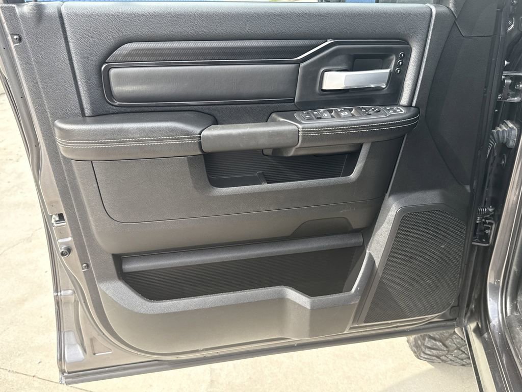 Used 2024 RAM 2500 Rebel w/ Towing Technology Group image 10