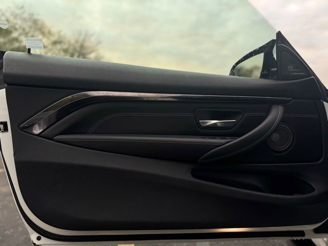 Used 2019 BMW M4 Convertible w/ Competition Package image 15