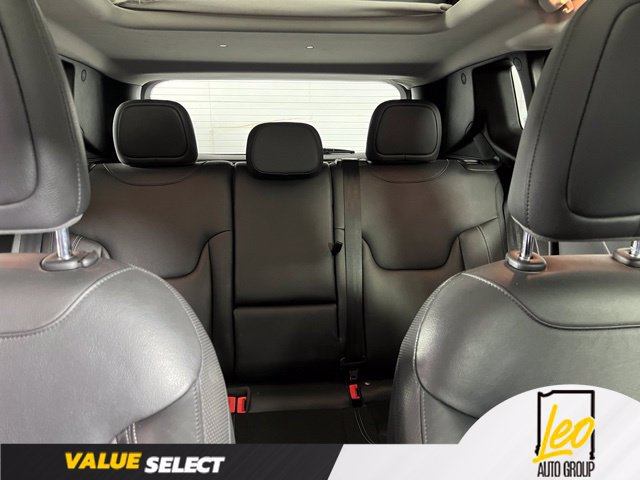 Used 2021 Jeep Renegade Limited w/ Sun & Sound Group AWD/4WD image 17