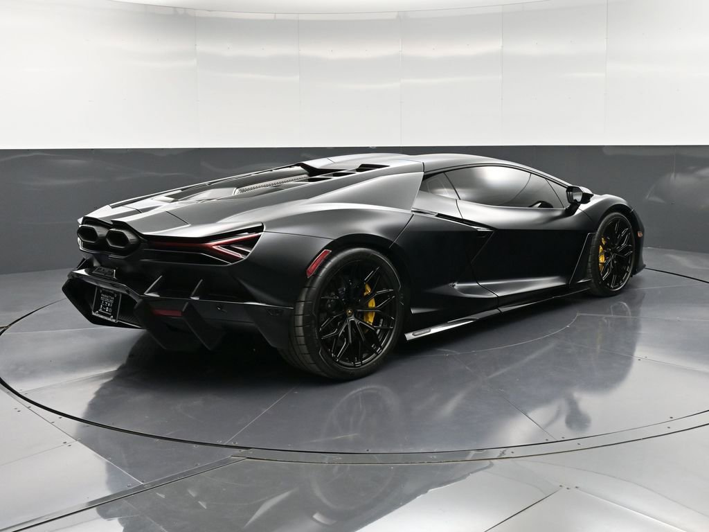 Used 2024 Lamborghini Revuelto AWD/4WD image 8