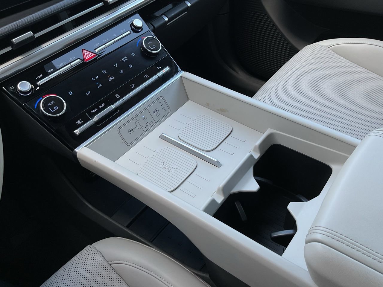 Used 2025 Hyundai Santa Fe SEL image 39