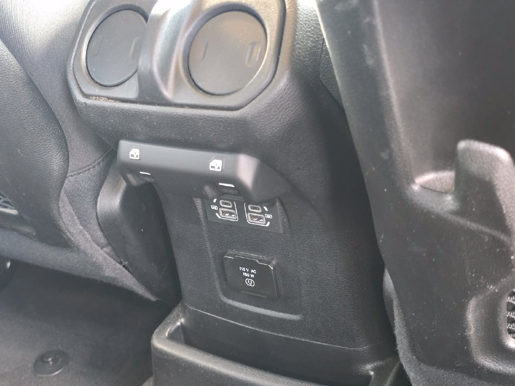 Used 2024 Jeep Wrangler Unlimited Rubicon 4xe AWD/4WD image 31