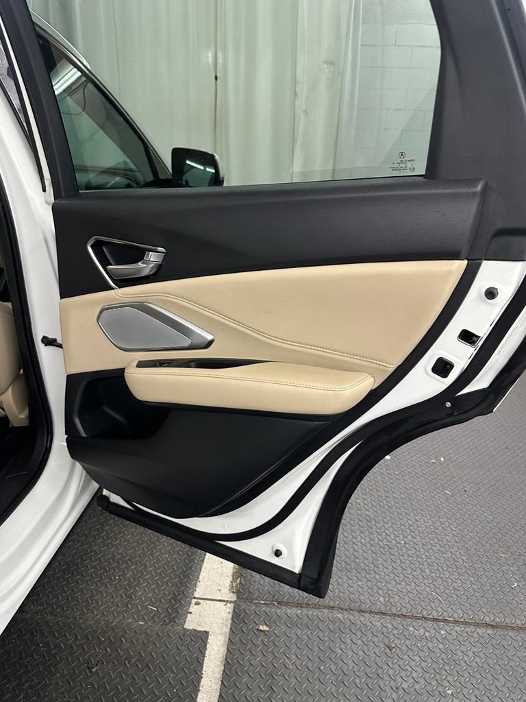 Used 2019 Acura RDX w/ Technology Package AWD/4WD image 28
