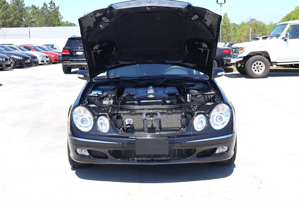 Used 2005 Mercedes-Benz E 500 4MATIC Sedan image 40