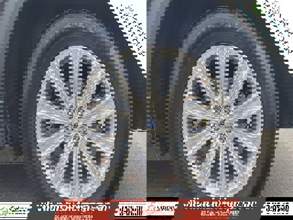 Used 2020 Ford Explorer Limited image 33