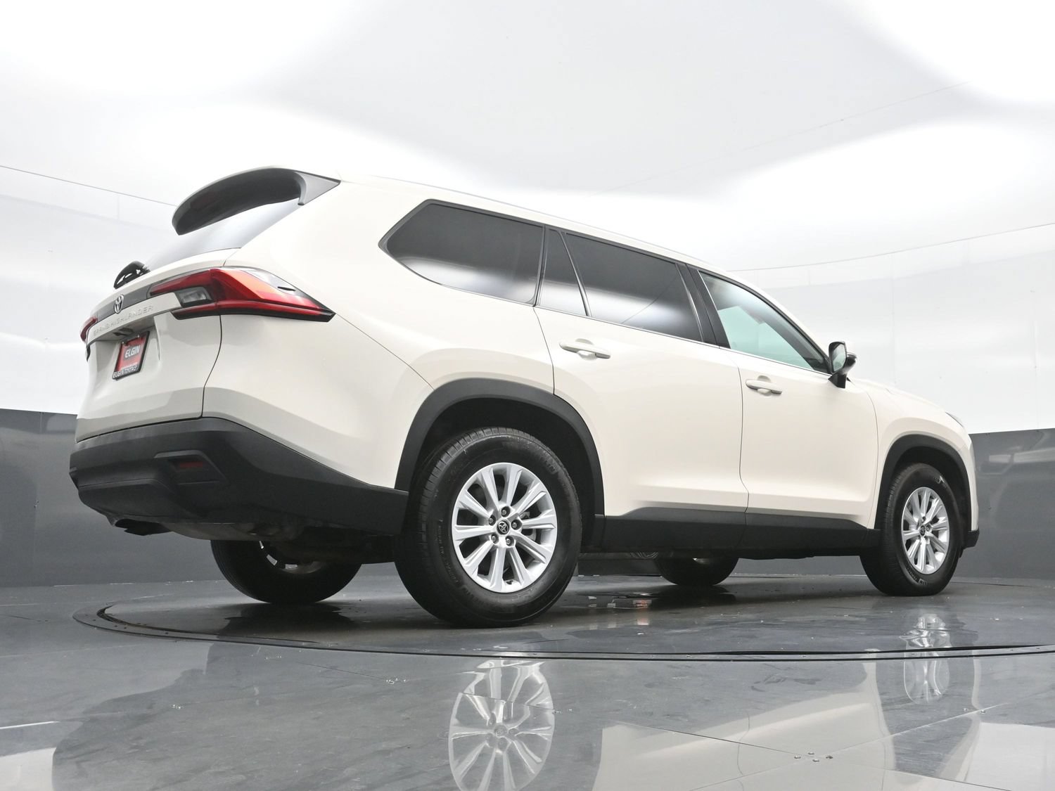 Used 2024 Toyota Grand Highlander AWD image 34