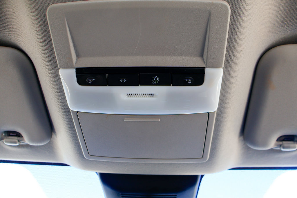 Used 2025 Nissan Sentra SV FWD image 18
