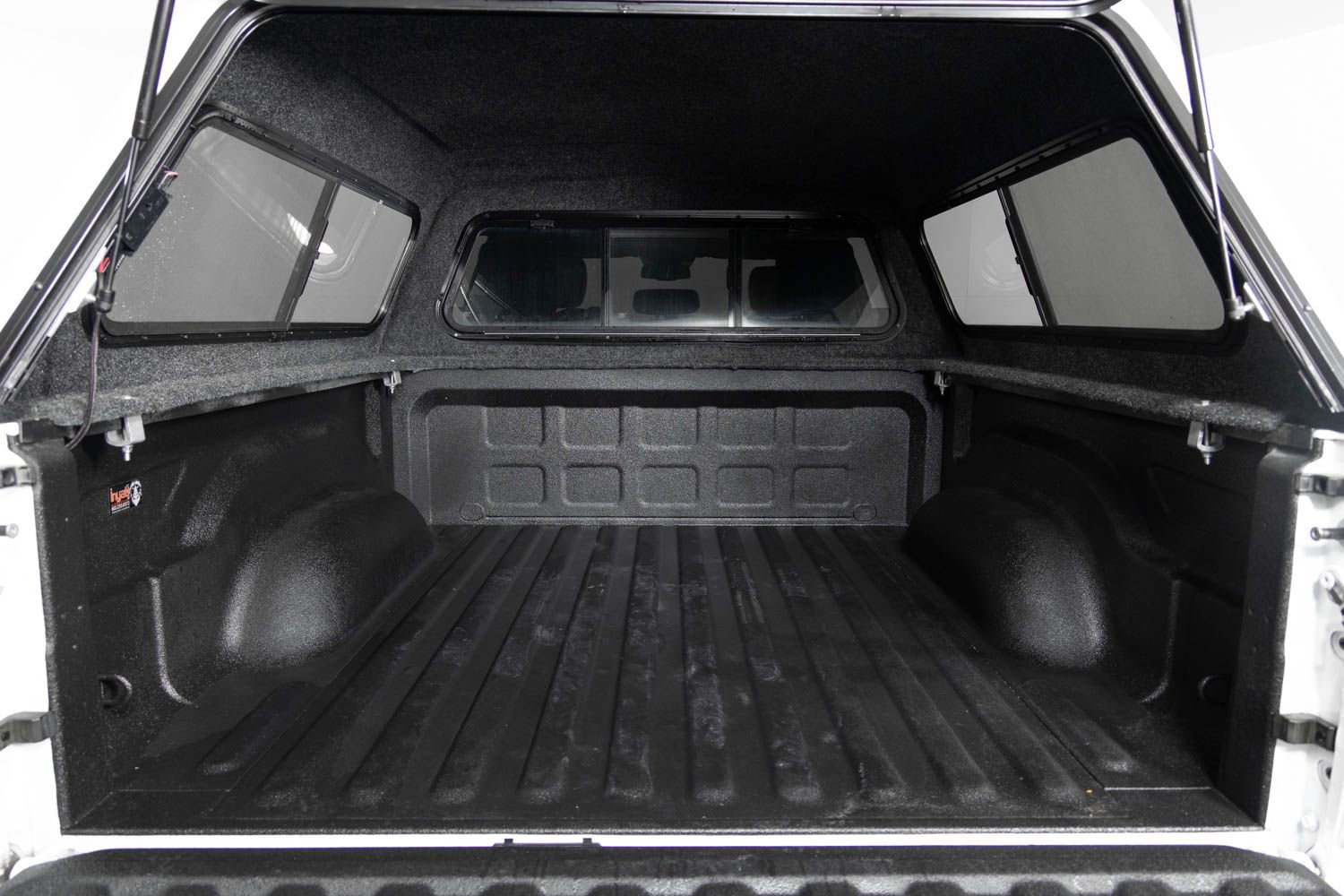 Used 2015 RAM 1500 Laramie w/ Convenience Group image 20