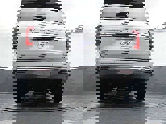 Used 2024 Ford Expedition Max Limited image 35