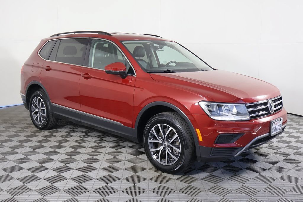 Used 2020 Volkswagen Tiguan SE FWD image 3