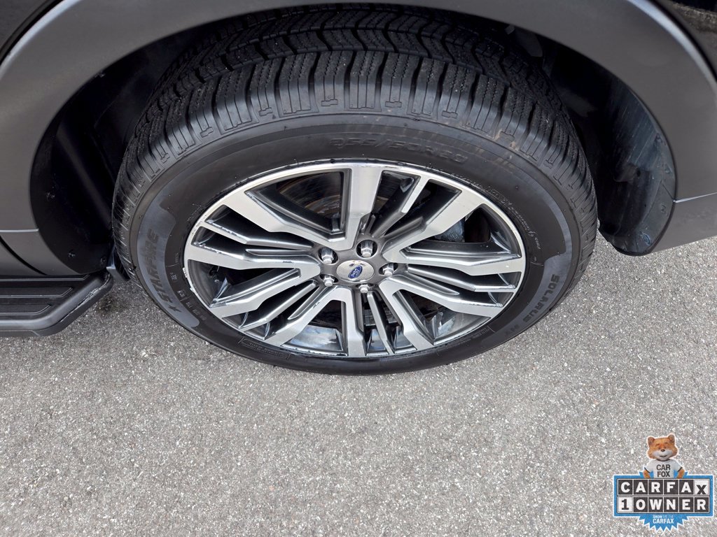 Used 2018 Ford Explorer Platinum AWD/4WD image 13