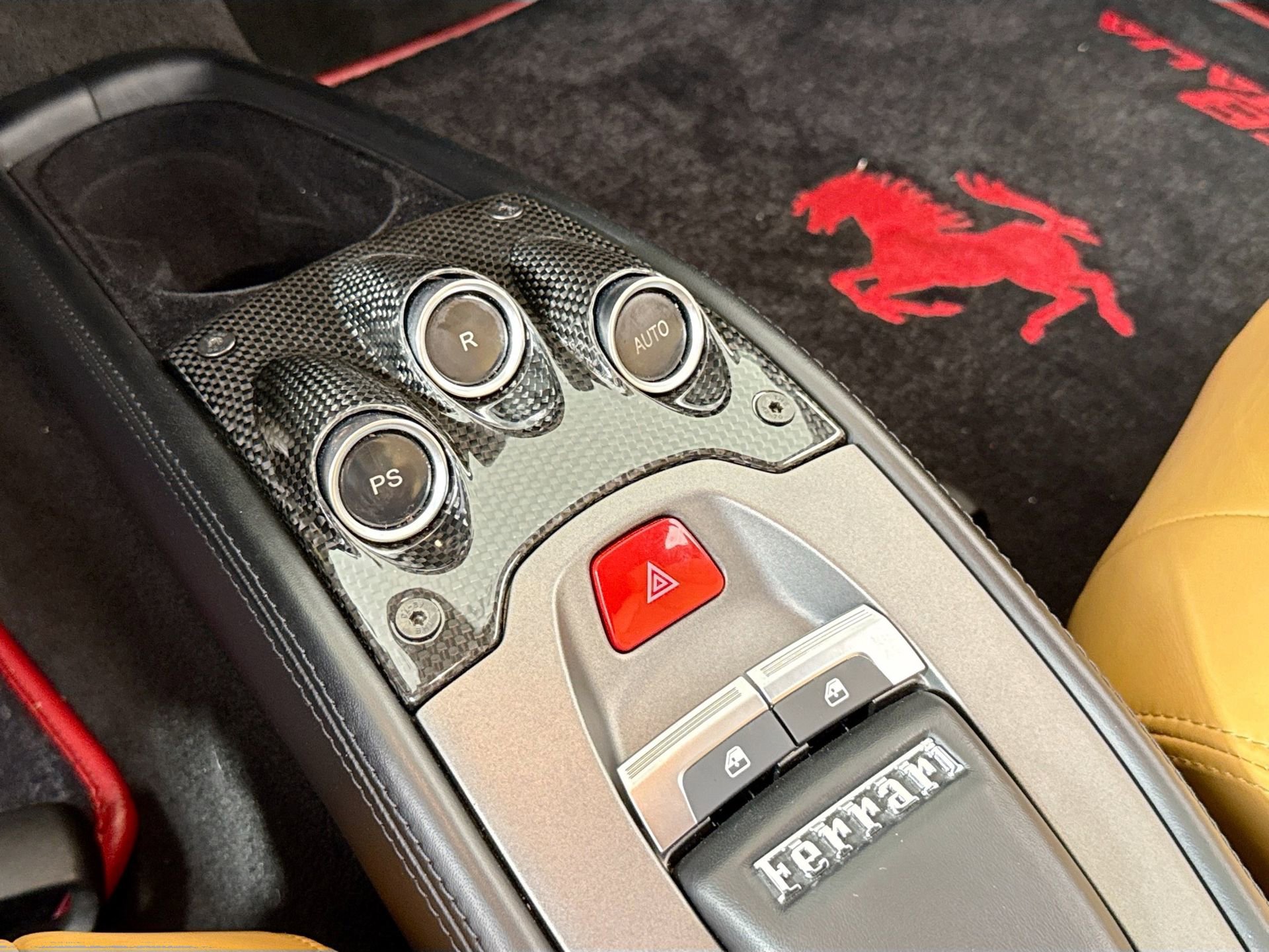 Certified 2013 Ferrari 458 Italia Coupe image 14