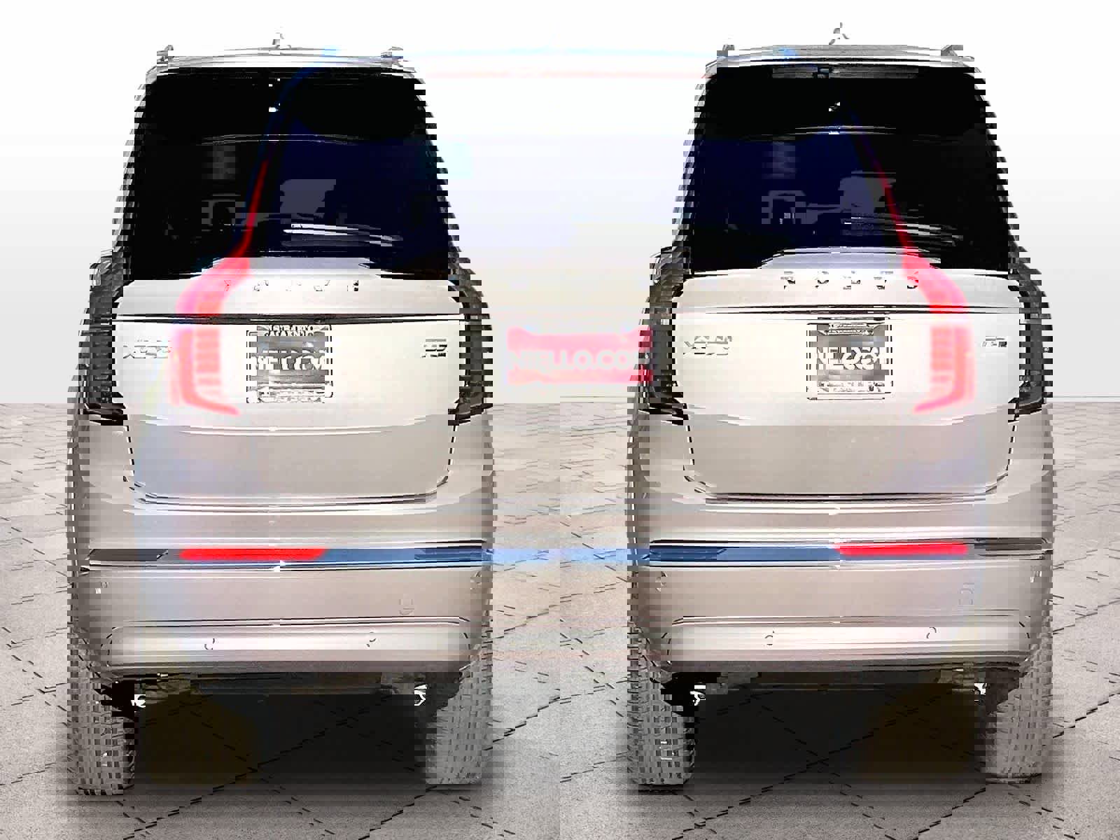 New 2026 Volvo XC90 B5 Plus w/ Protection Package image 6